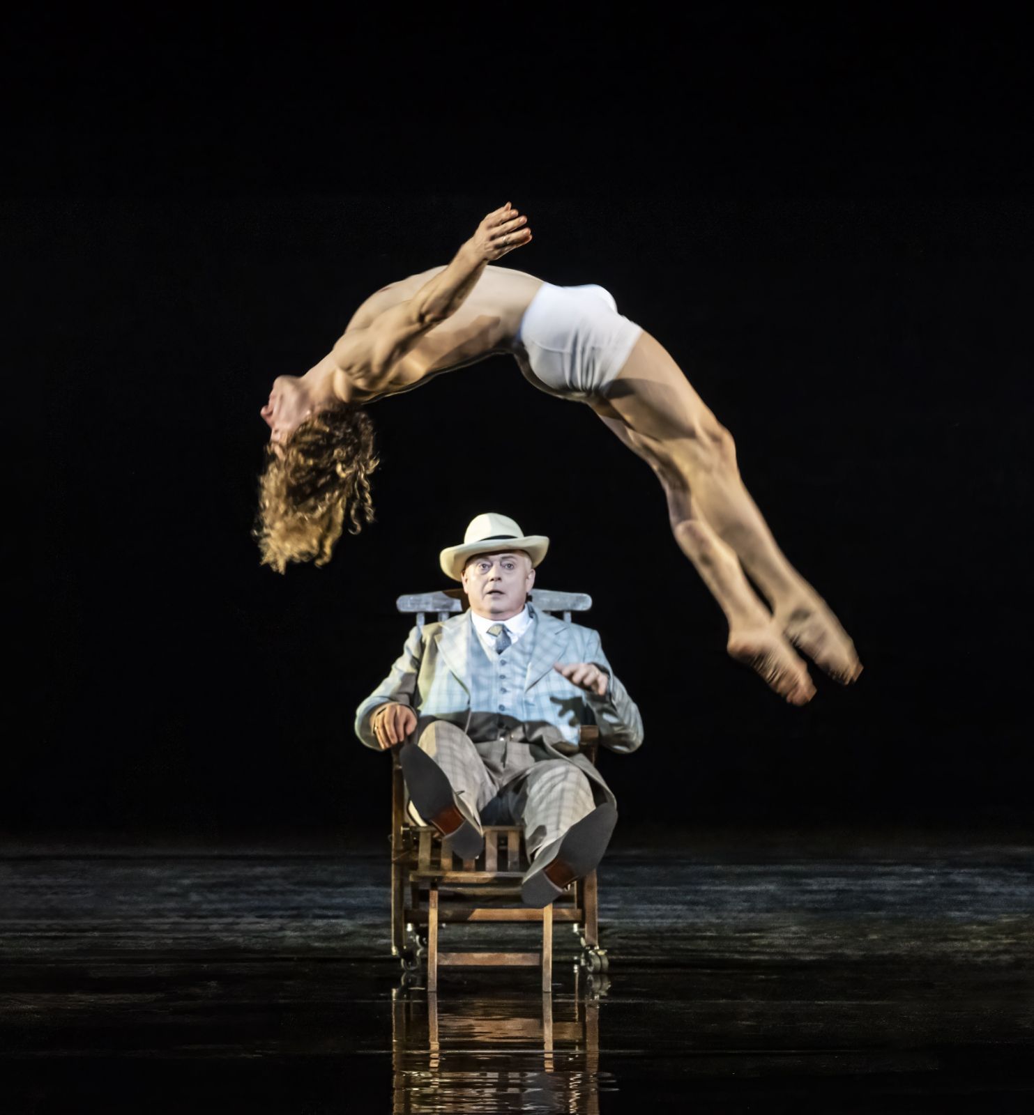 Mark Le Brocq (Gustav von Aschenbach) and Antony César (Tadzio) © Johan Persson
