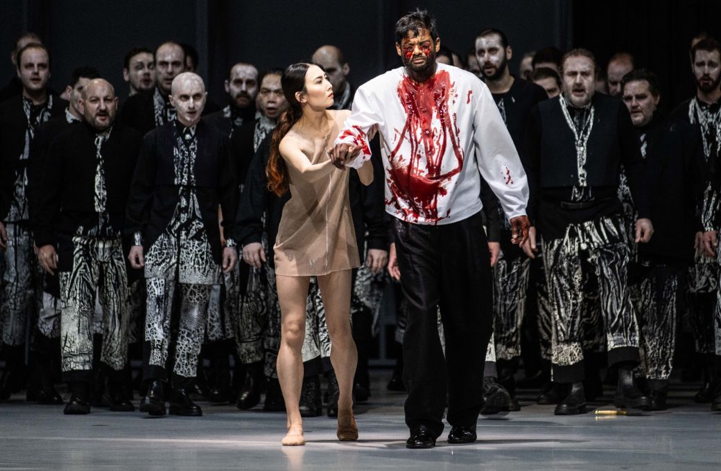 Qian Liu (Antigone) and Sean Panikkar (Oedipius) &copy; Bart Grietens
