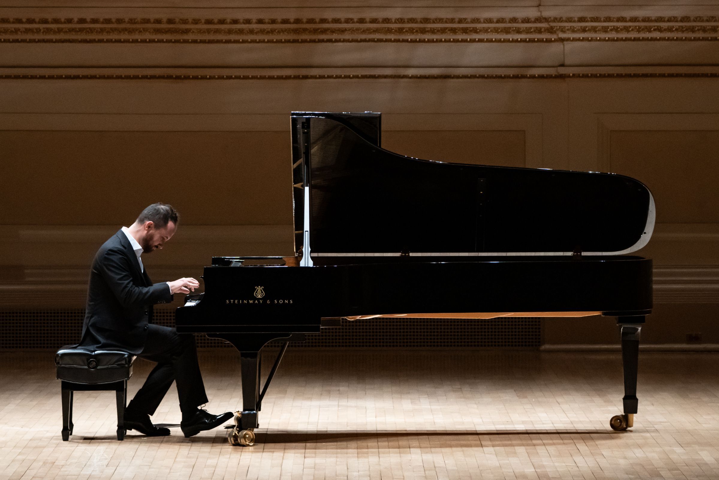 Igor Levit &copy; Steven Pisano for Bachtrack
