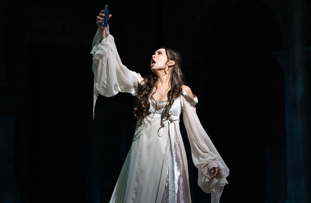 Nadine Sierra (Juliette) © Marty Sohl | Met Opera