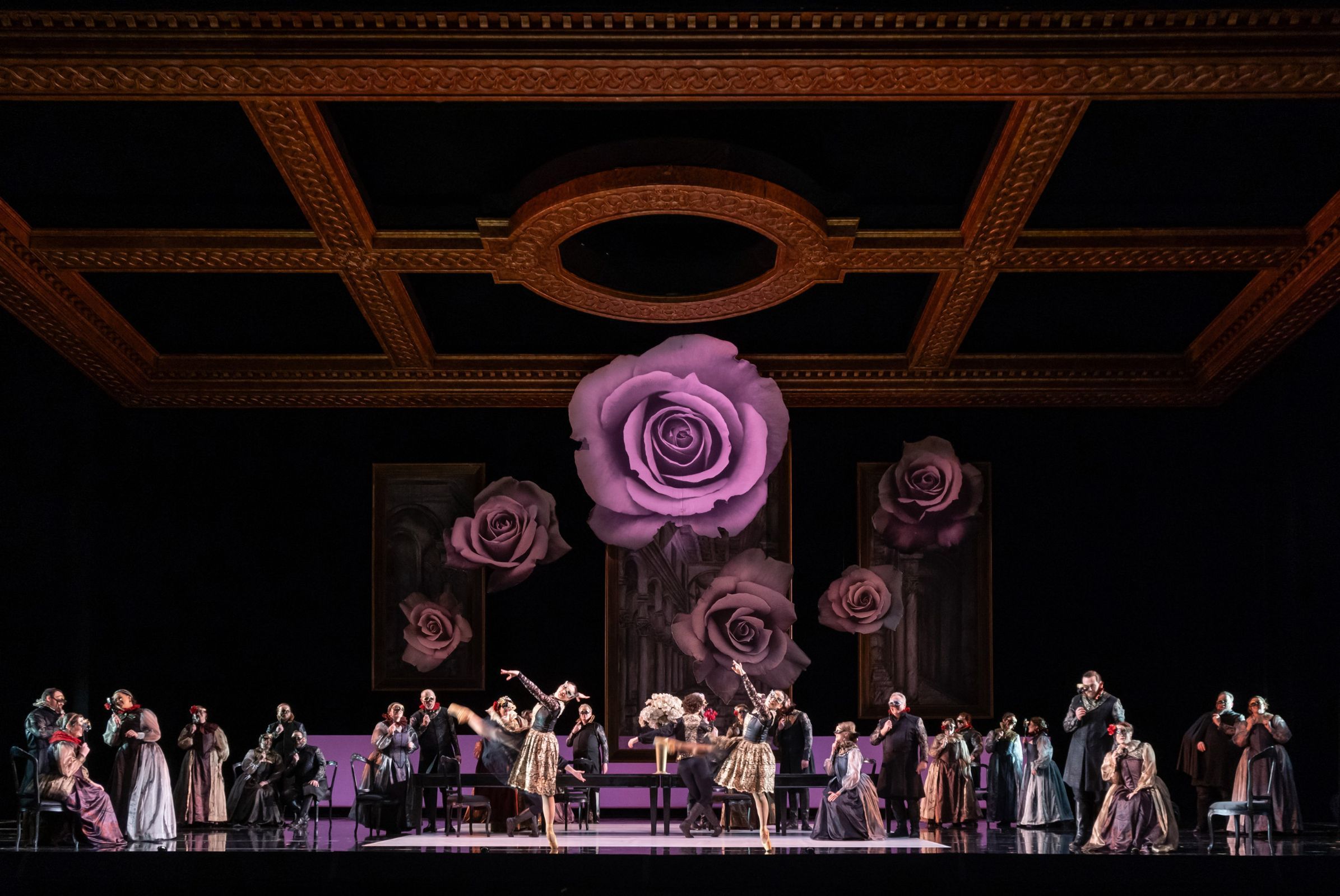 <i>Roméo et Juliette</i> &copy; Don Ipock for Lyric Opera of Kansas City