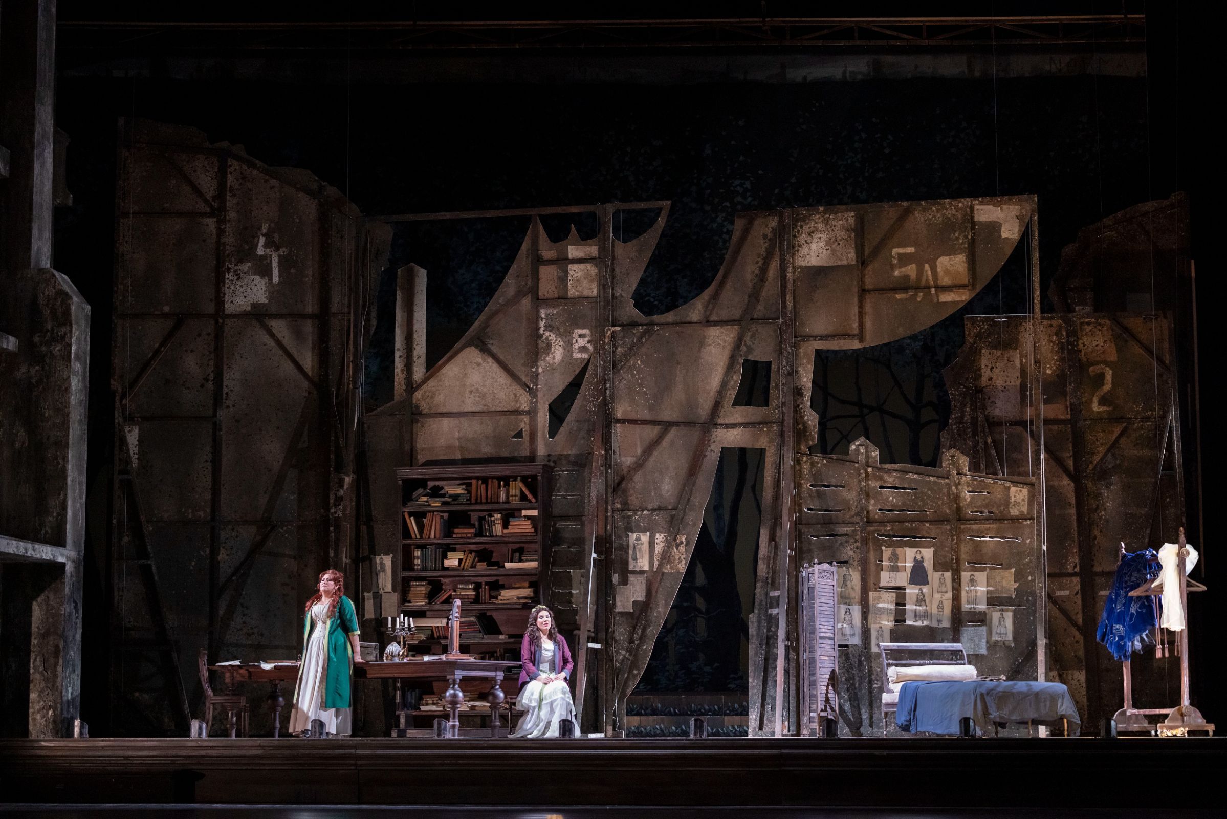 Anna Pirozzi (Norma) and Ekaterina Gubanova (Adalgisa) &copy; Luciano Romano