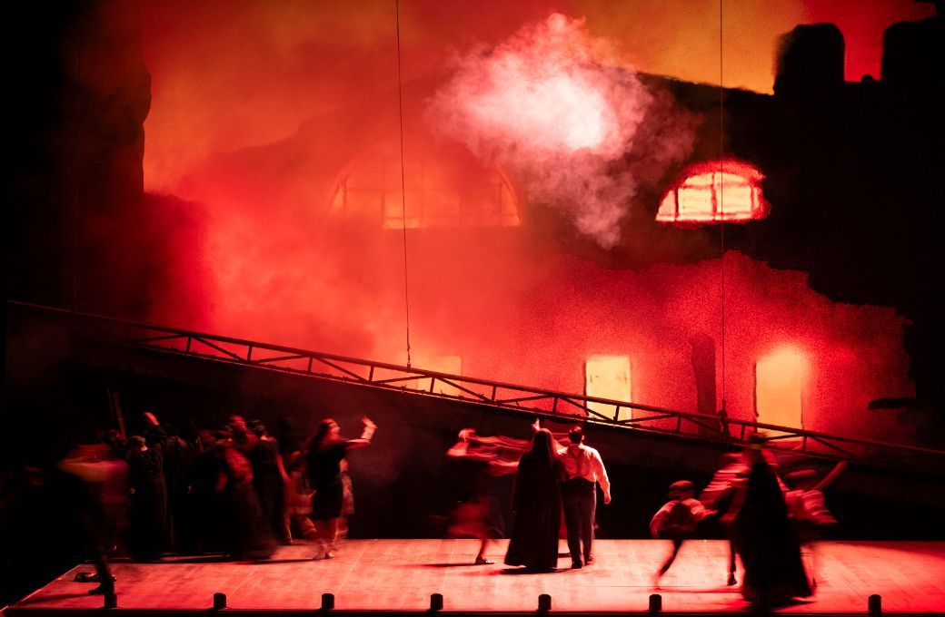 <i>Norma</i>, finale &copy; Luciano Romano