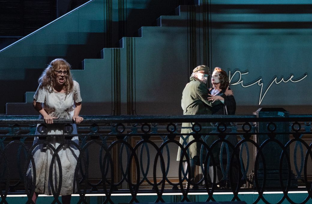 Sondra Radvanovsky (Lisa), Martin Muehle (Hermann) und Doris Soffel (Gr&auml;fin) &copy; Marcus Lieberenz