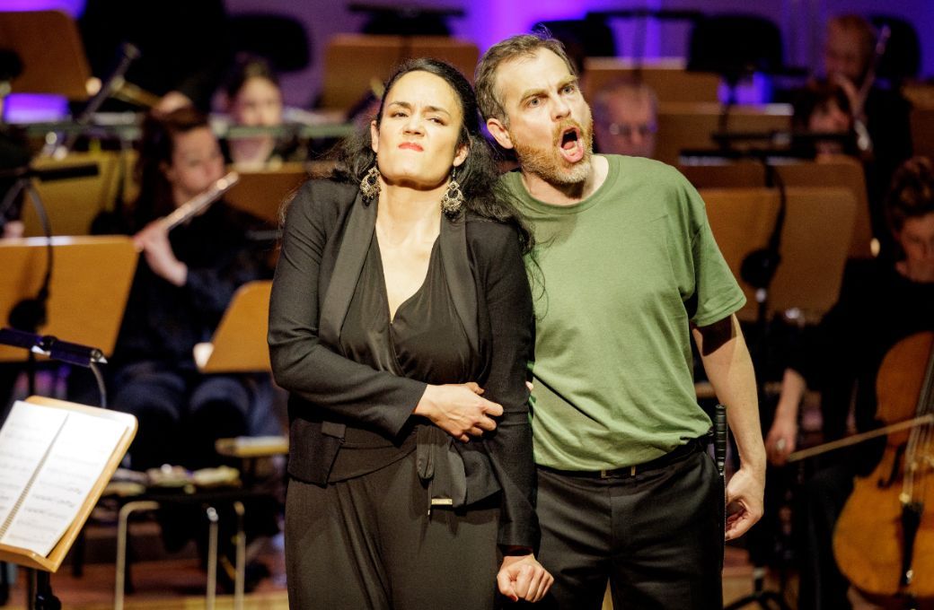Gaëlle Arquez (Carmen) und François Rougier (Don José) © Holger Jacoby