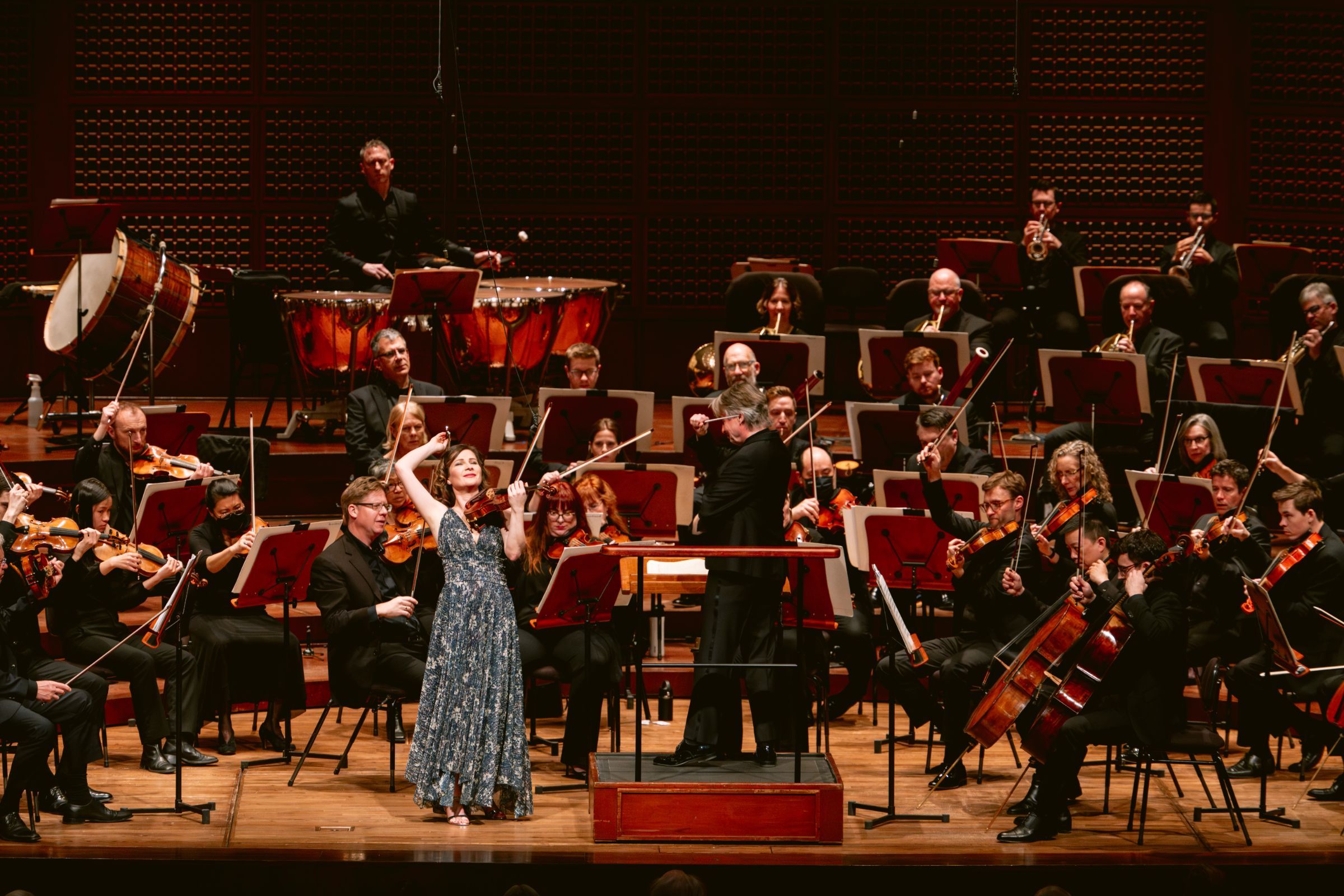 Lisa Batiashvili, Esa-Pekka Salonen and the San Francisco Symphony &copy; Kristen Loken
