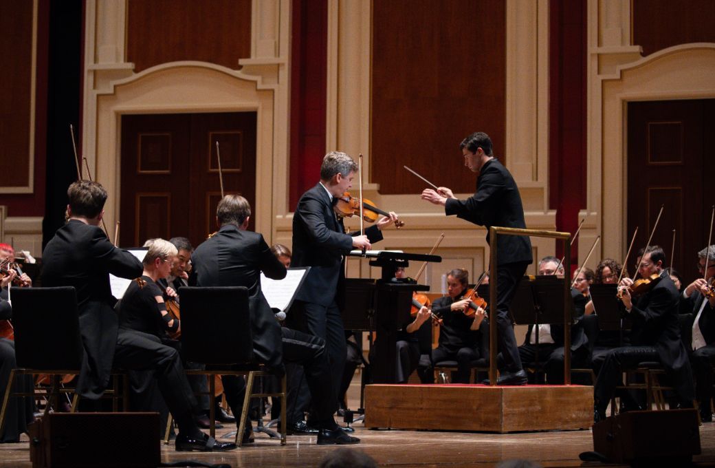 James Ehnes, Jacob Joyce and the Pittsburgh Symphony &copy; Alexis Wary