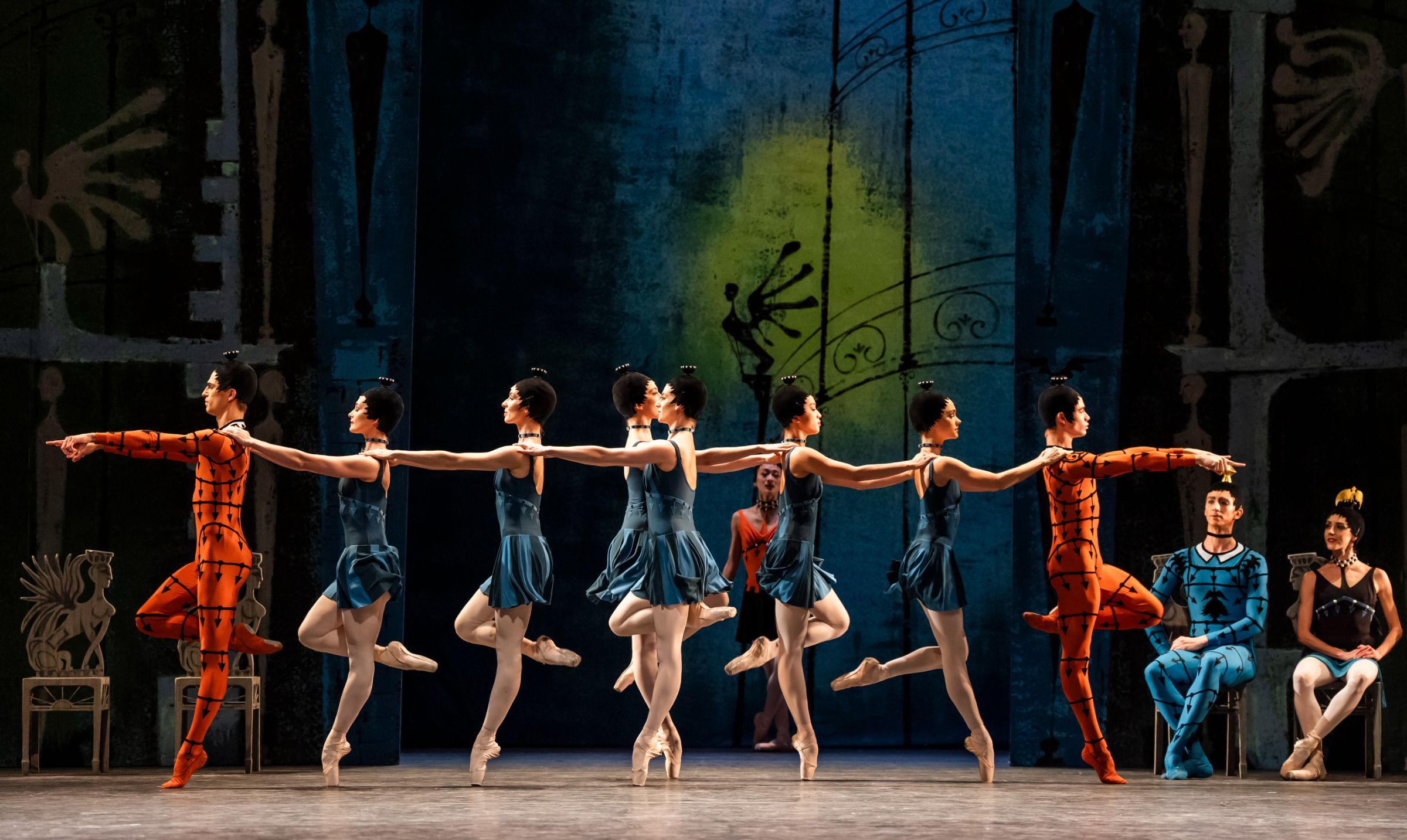 The Royal Ballet in Sir Kenneth MacMillan's <i>Danses concertantes</i> © Tristram Kenton