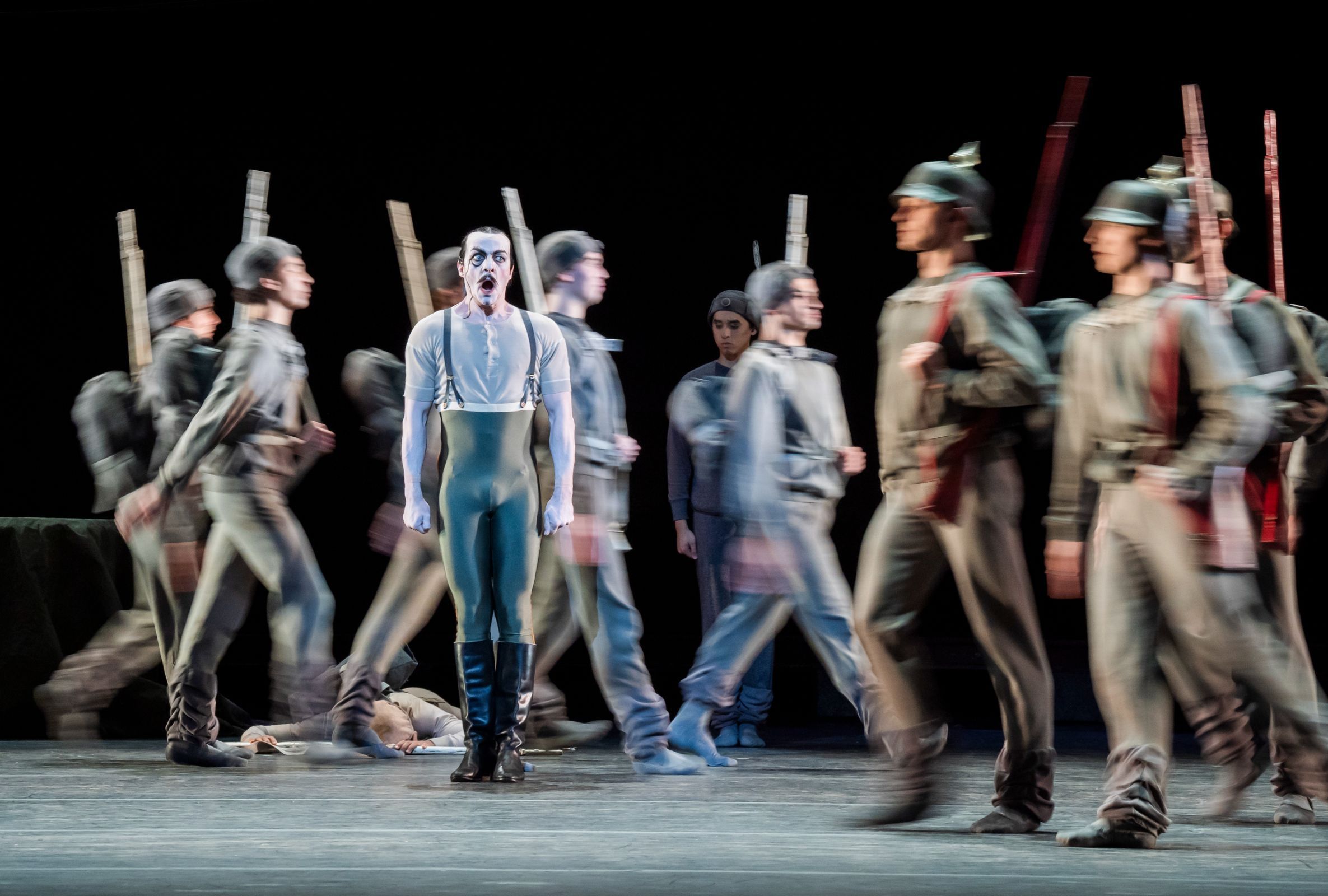 Thomas Whitehead as the Captain in Sir Kenneth MacMillan's <i>Different Drummer</i> © Tristram Kenton