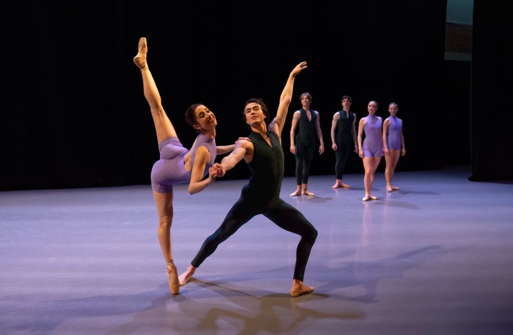 Kansas City Ballet in <i>Rather Lively Very Rhythmic</i> by Cameron Thomas © KCBalletMedia