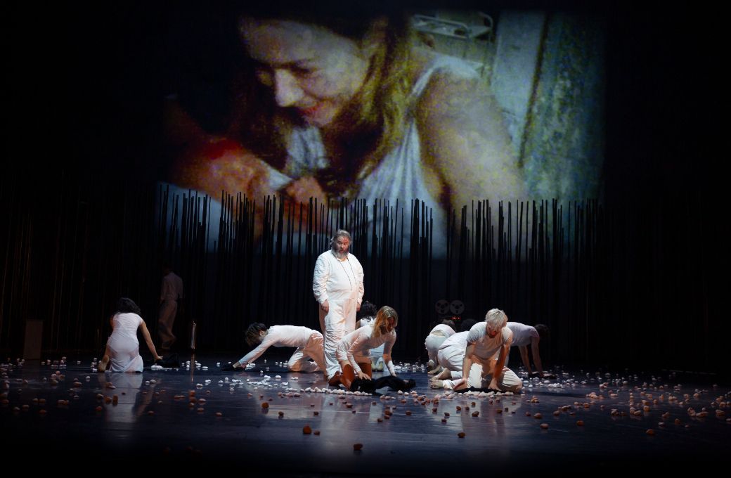 Opera Ballet Vlaanderen in <i>PUUR</i> by Wim Vandekeybus © Danny Willems