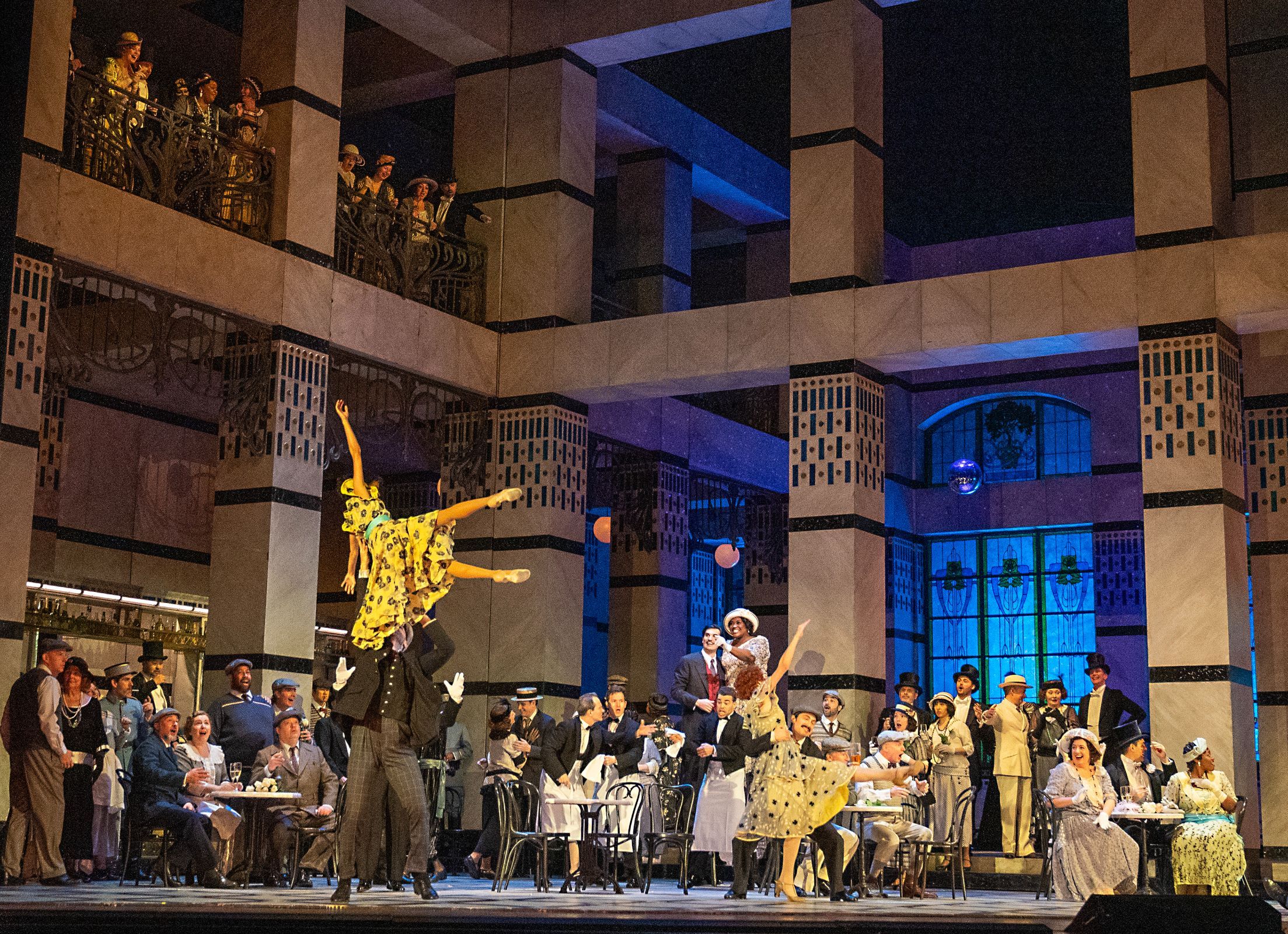 <i>La rondine</i> &copy; Karen Almond | Met Opera