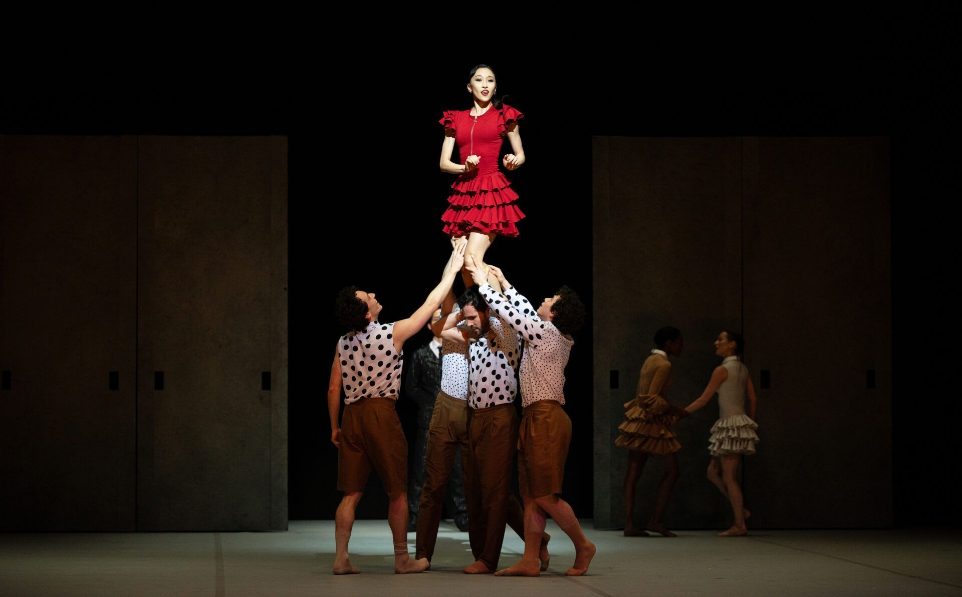 Minju Kang as Carmen with English National Ballet in Johan Inger's <i>Carmen</i> &copy; Laurent Liotardo