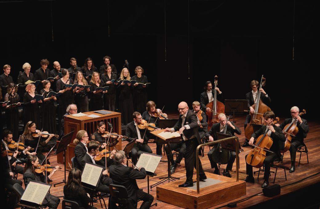 Joseph Nolan, the St George's Cathedral Consort and West Australian Symphony Orchestra © Rebecca Mansell