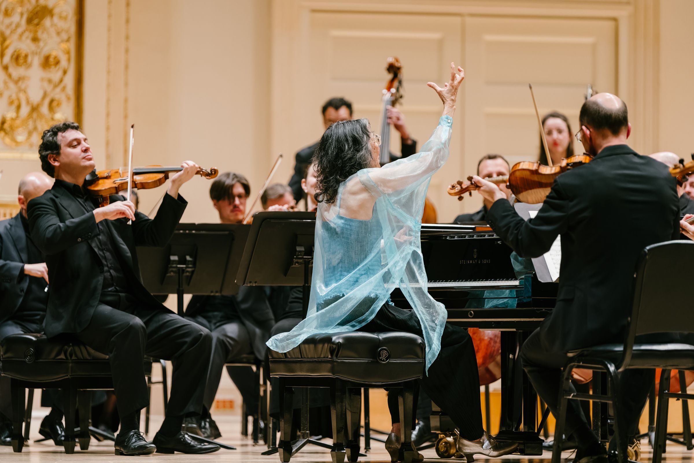 Dame Mitsuko Uchida and the Mahler Chamber Orchestra &copy; Fadi Kheir