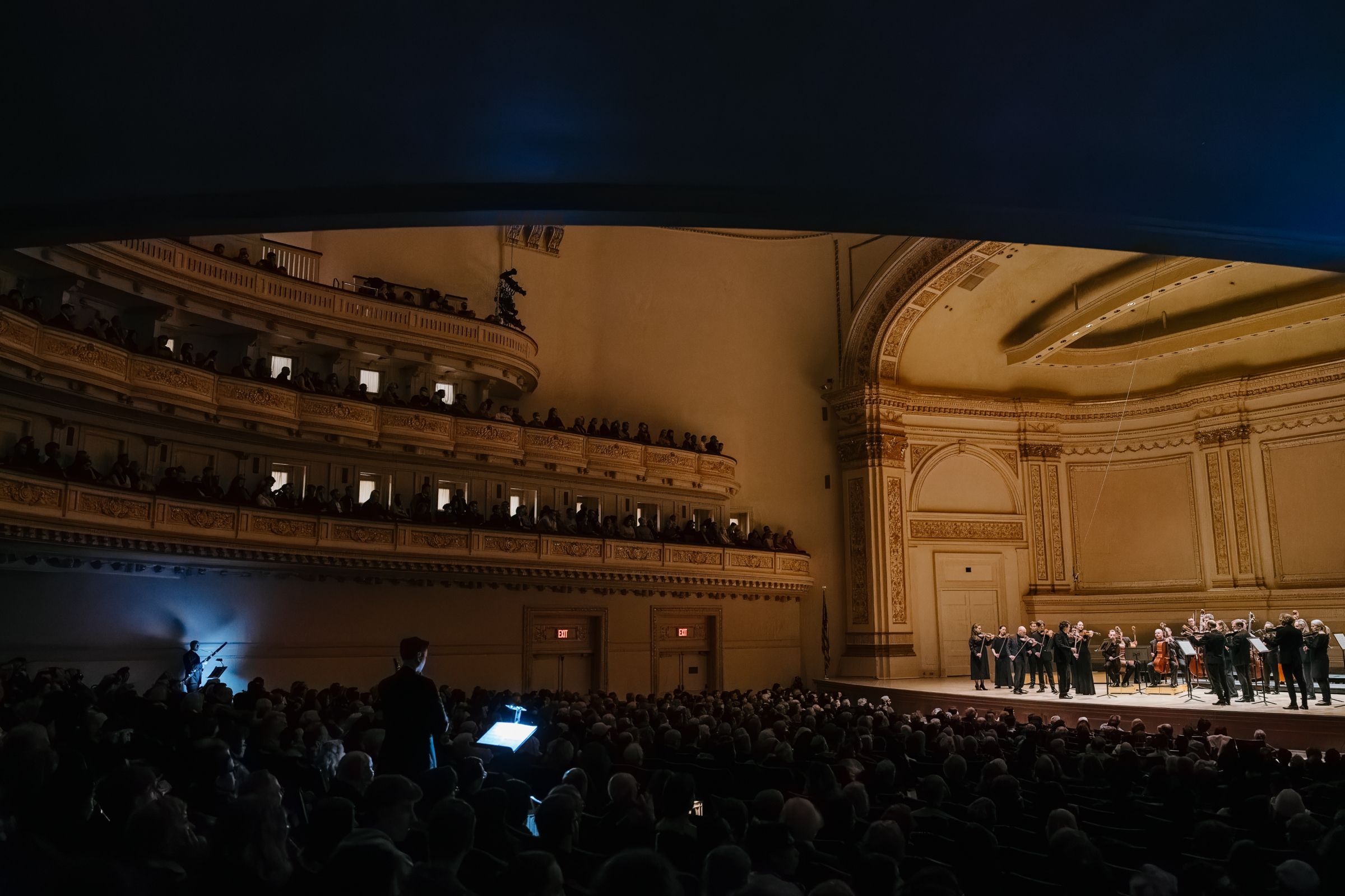 The Mahler Chamber Orchestra performs Widmann &copy; Fadi Kheir