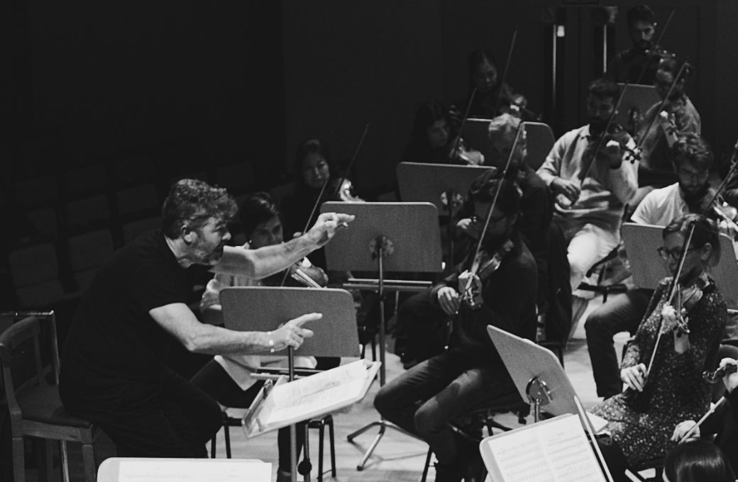 Pablo Heras-Casado el frente de la Orquesta Sinfónica de Madrid © Lidia Echeverría