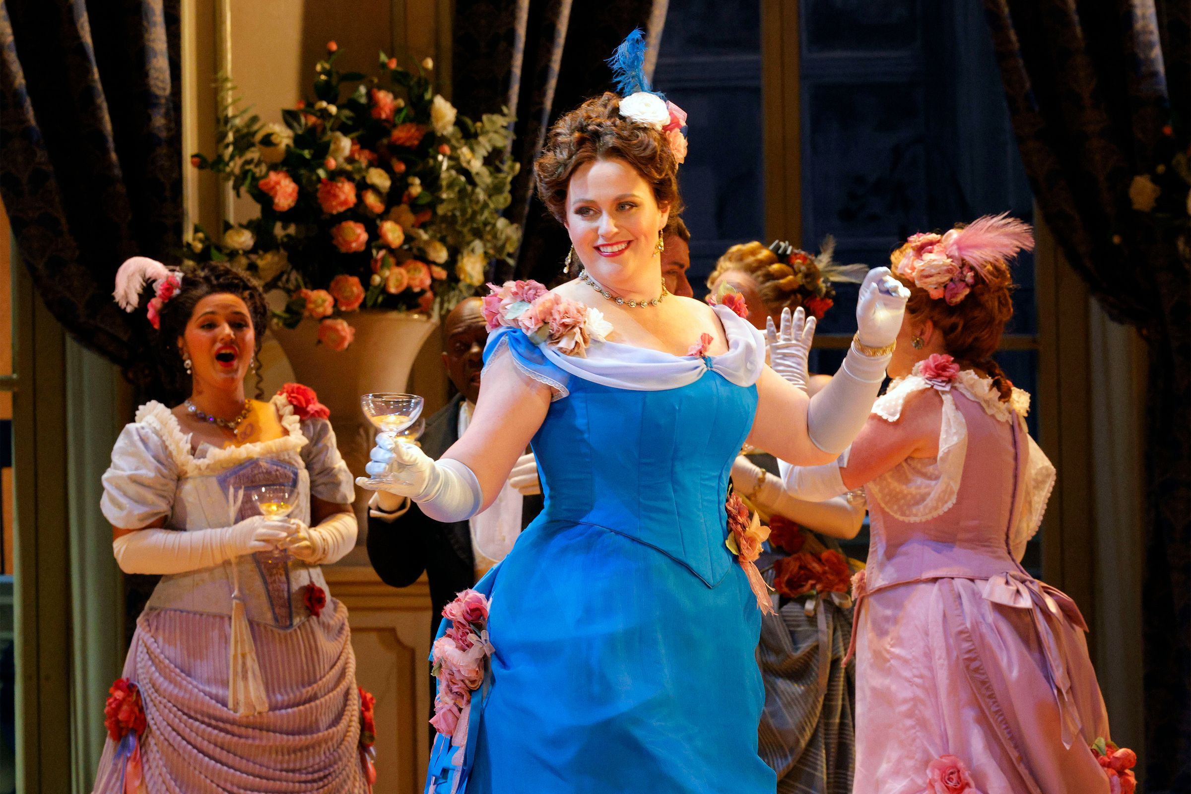 Rachel Willis-Sørensen (Violetta) &copy; Cory Weaver | LA Opera