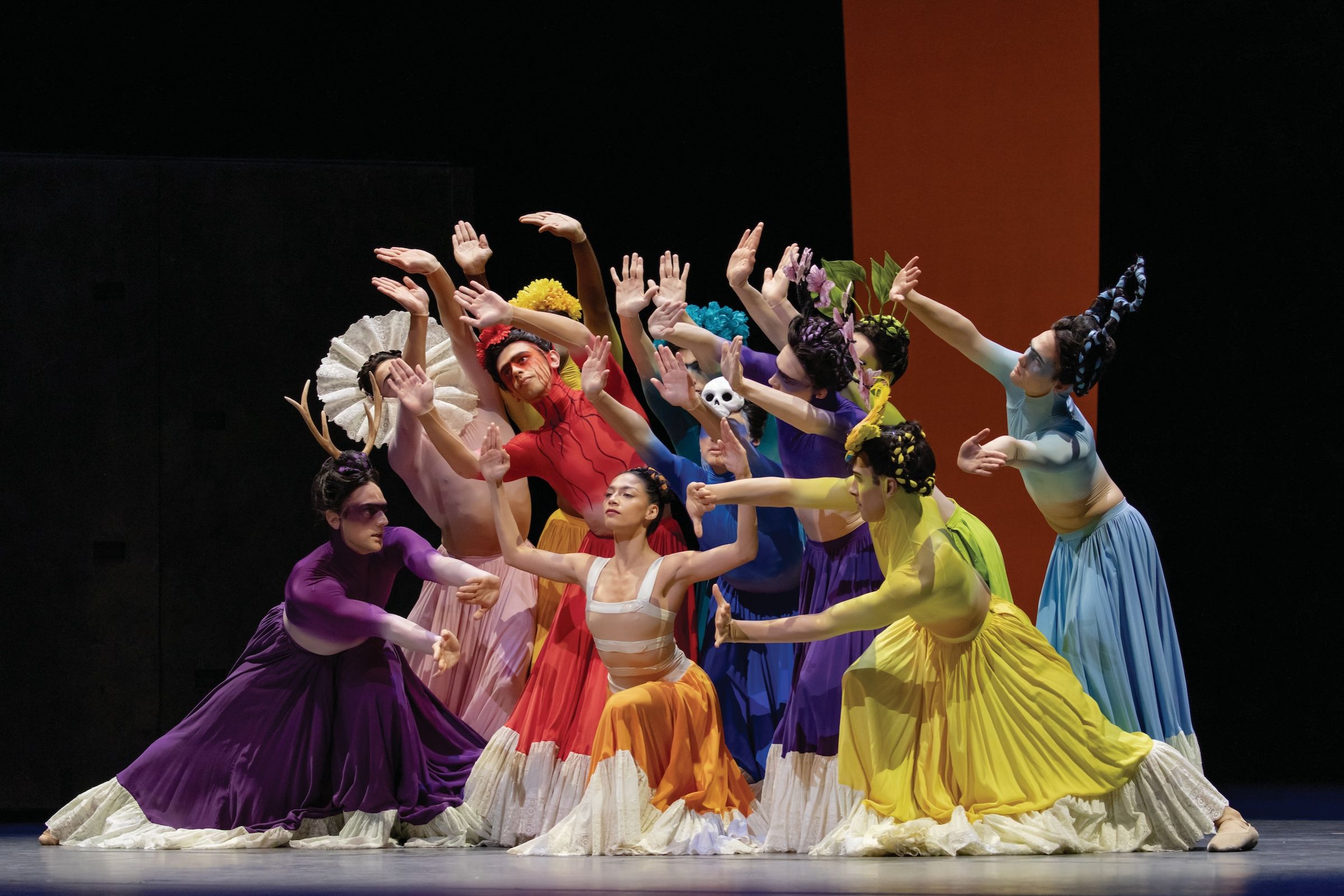 San Francisco Ballet in Annabel Lopez Ochoa's <i>Broken Wings</i> &copy; Reneff-Olson Productions