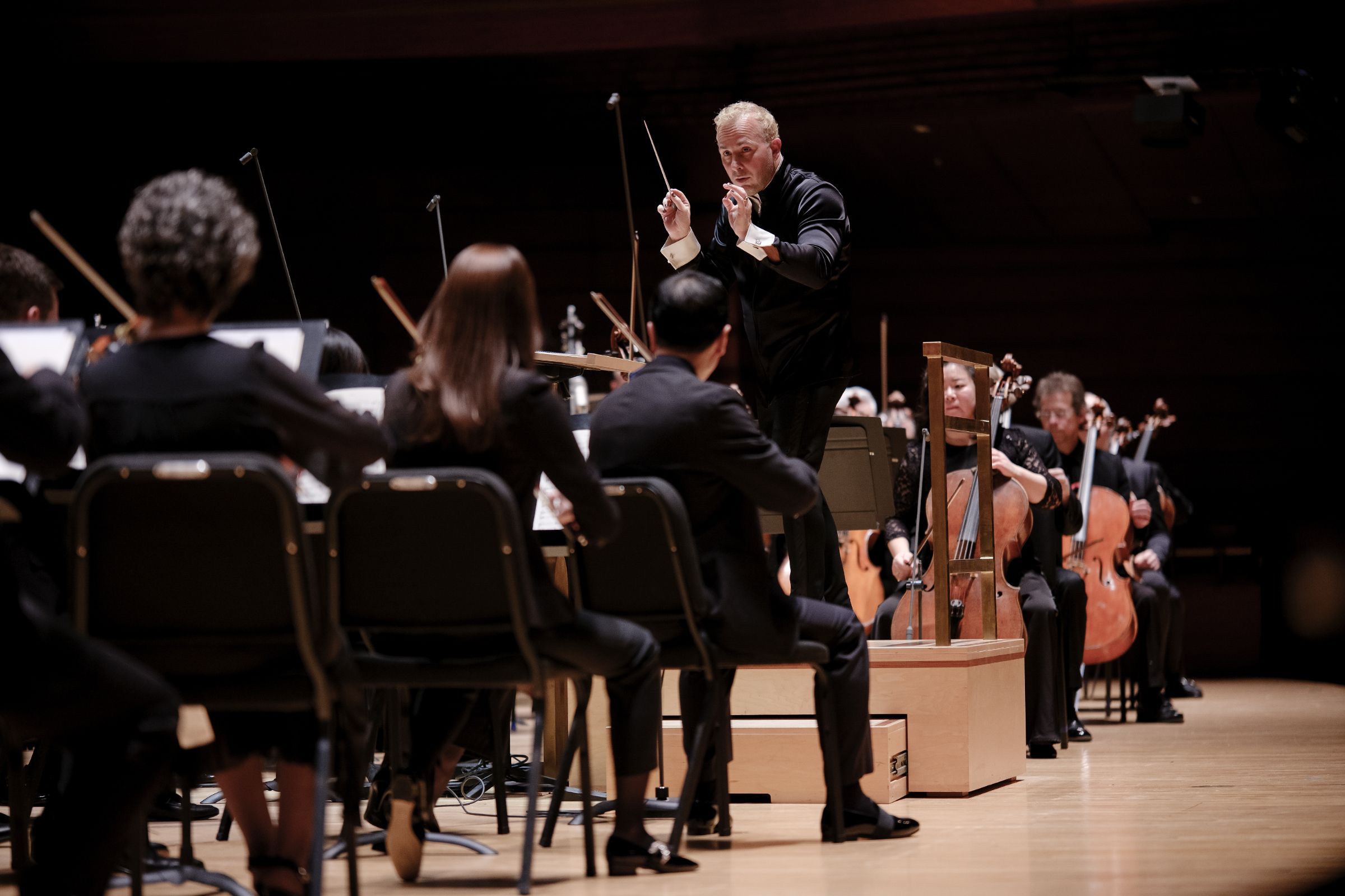 Yannick Nézet-Séguin conducts the Philadelphia Orchestra © Jeff Fusco (December 2023)