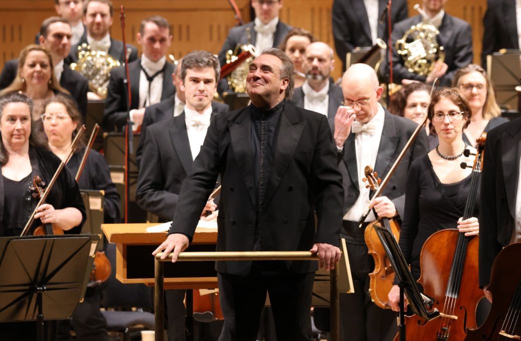 Jaime Martín and the National Symphony Orchestra © National Symphony Orchestra