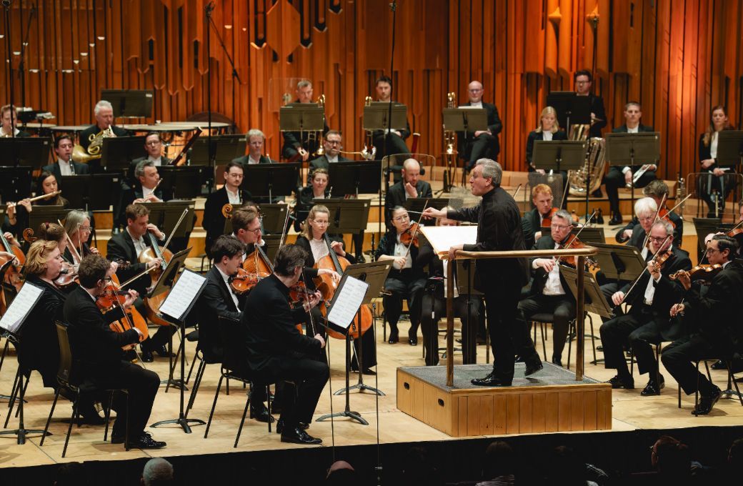 Sir Antonio Pappano conducts the London Symphony Orchestra &copy; LSO | Andy Paradise