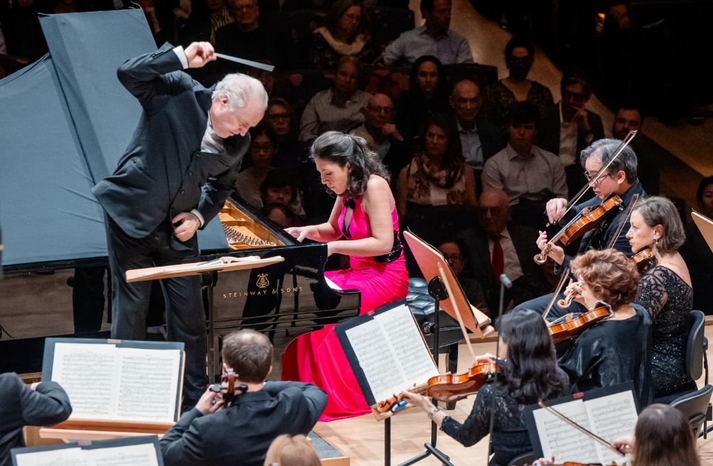 Manfred Honeck, Beatrice Rana and the New York Philharmonic © Brandon Patoc