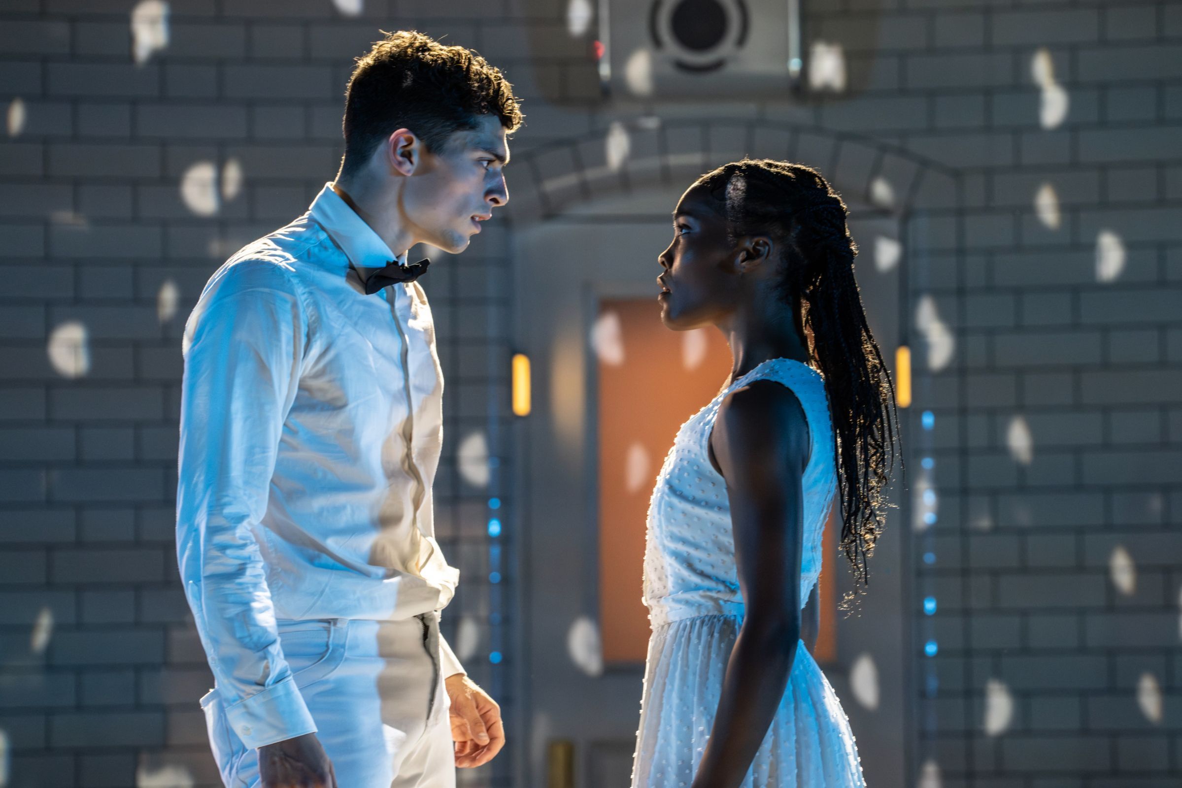 Rory McLeod as Romeo and Monique Jonas as Juliet in Matthew Bourne's <i>Romeo and Juliet</i> &copy; Johan Persson