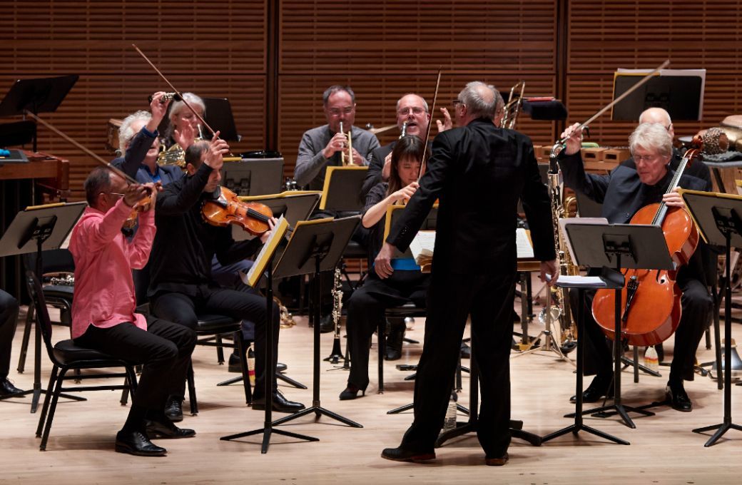 Ensemble Modern &copy; Stefan Cohen