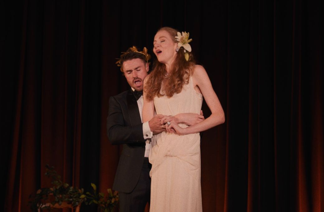 Lachlann Lawton (Jupiter) and Bonnie de la Hunty (Semele) &copy; HIP Company