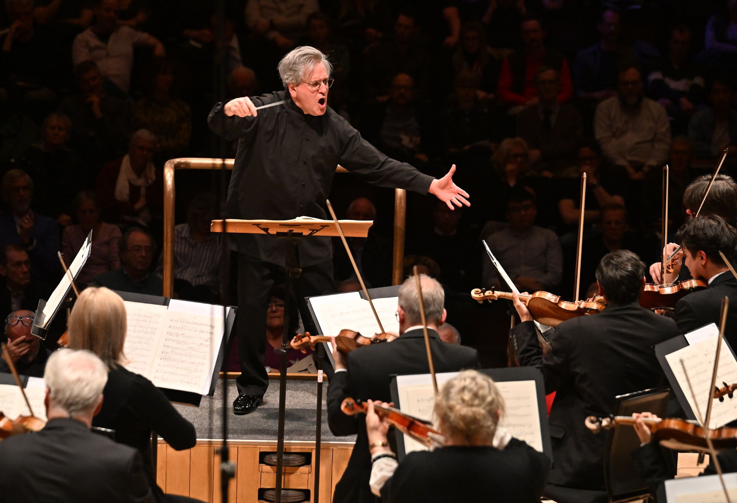Sir Antonio Pappano conducts the London Symphony Orchestra &copy; LSO | Mark Allan