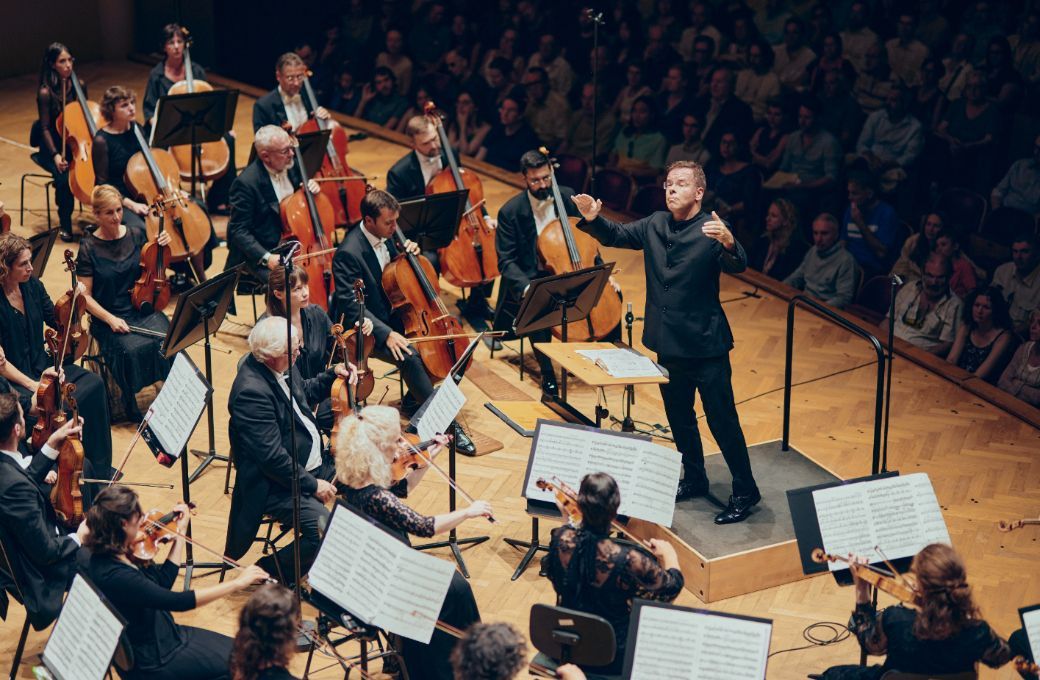 Antony Hermus et le Belgian National Orchestra © Barth Decobecq