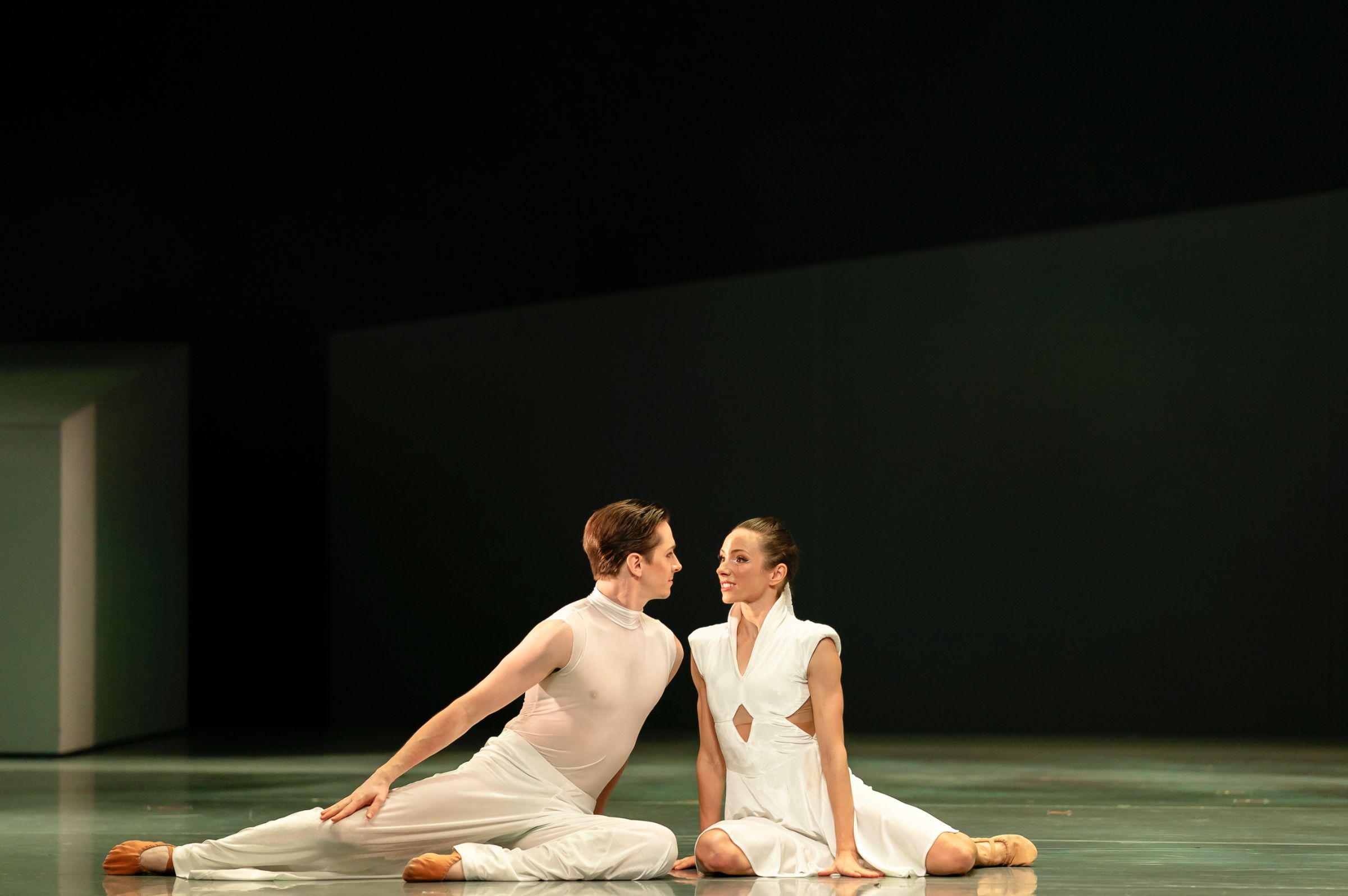 Gus Upchurch as Hendrik and Raminta Rudžionyte-Jordan as Aale in Jevgeni Grib's <i>Ash White</i> © Rünno Lahesoo