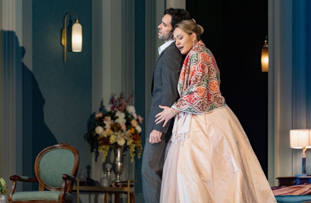 Ismael Jordi (Roberto) and Angela Brower (Sara) &copy; Ben van Duin | Dutch National Opera
