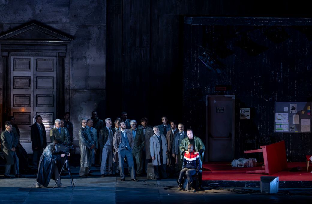 Escena de <i>Un ballo in maschera</i> en Les Arts © Miguel Lorenzo & Mikel Ponce | Les Arts