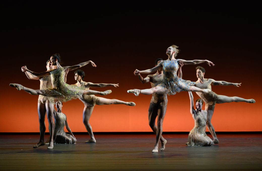 Les Ballets de Monte-Carlo in Christopher Wheeldon's <i>Within the Golden Hour</i> &copy; Alice Blangero