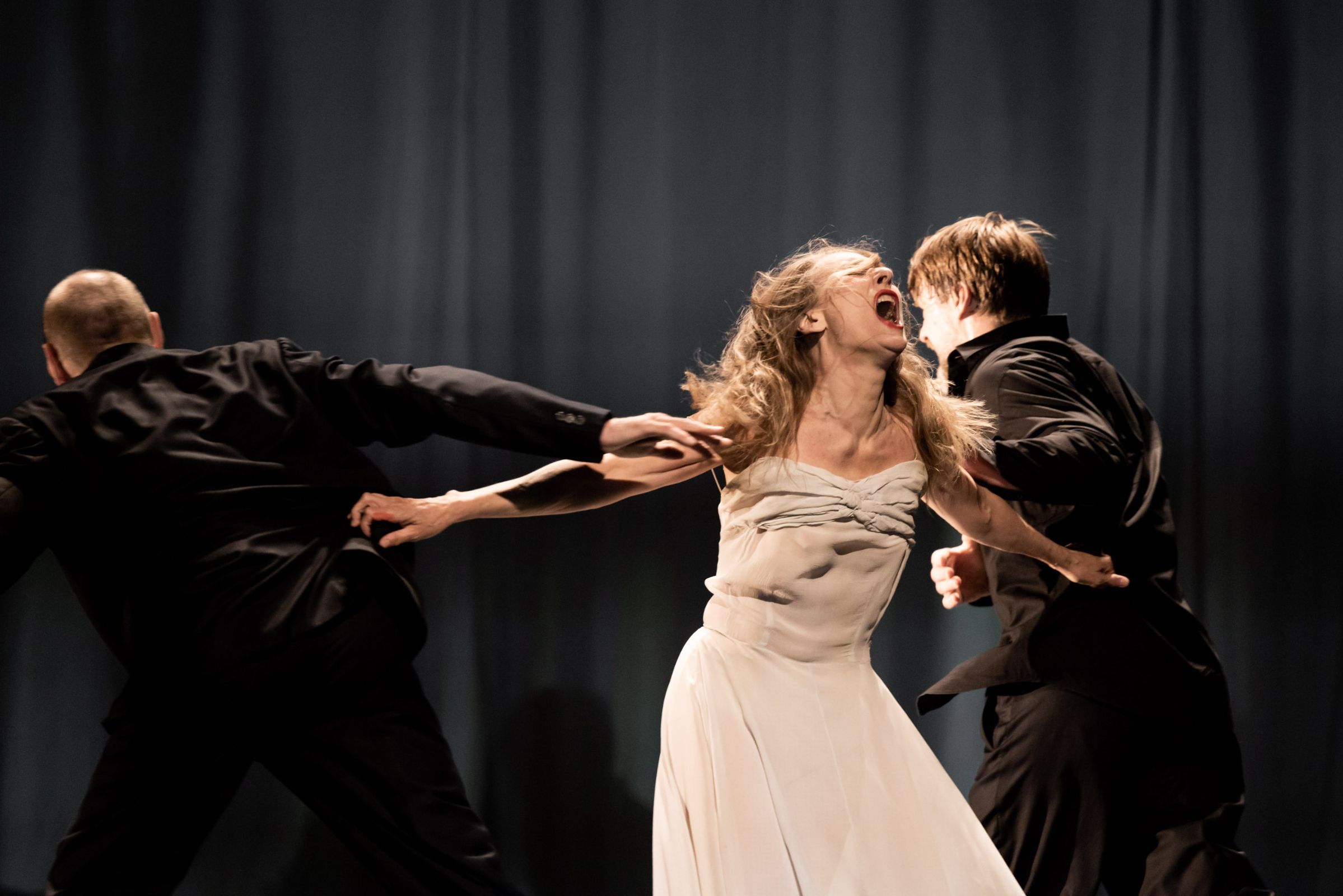 Andrey Berezin, Michael Strecker et Julie Anne Stanzak dans <i>Sweet Mambo</i> &copy; Oliver Look
