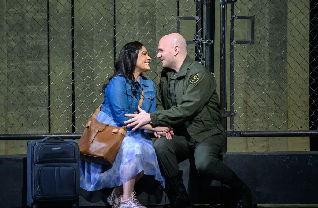 Ailyn P&eacute;rez (Mica&euml;la) and Michael Fabiano (Don Jos&eacute;) &copy; Nina Wurtzel | Met Opera