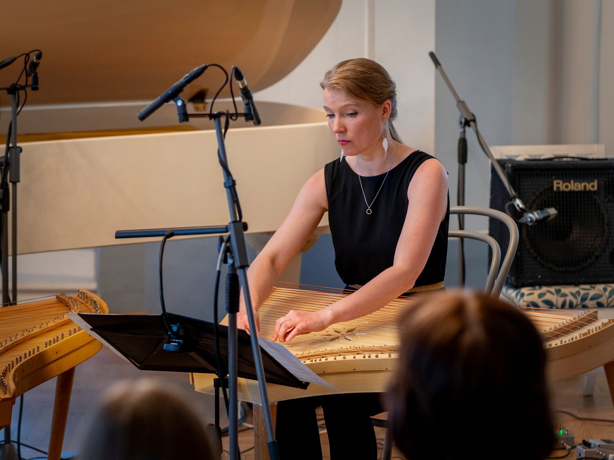 Anna-Liisa Eller performs on the kannel &copy; Rene Jakobson
