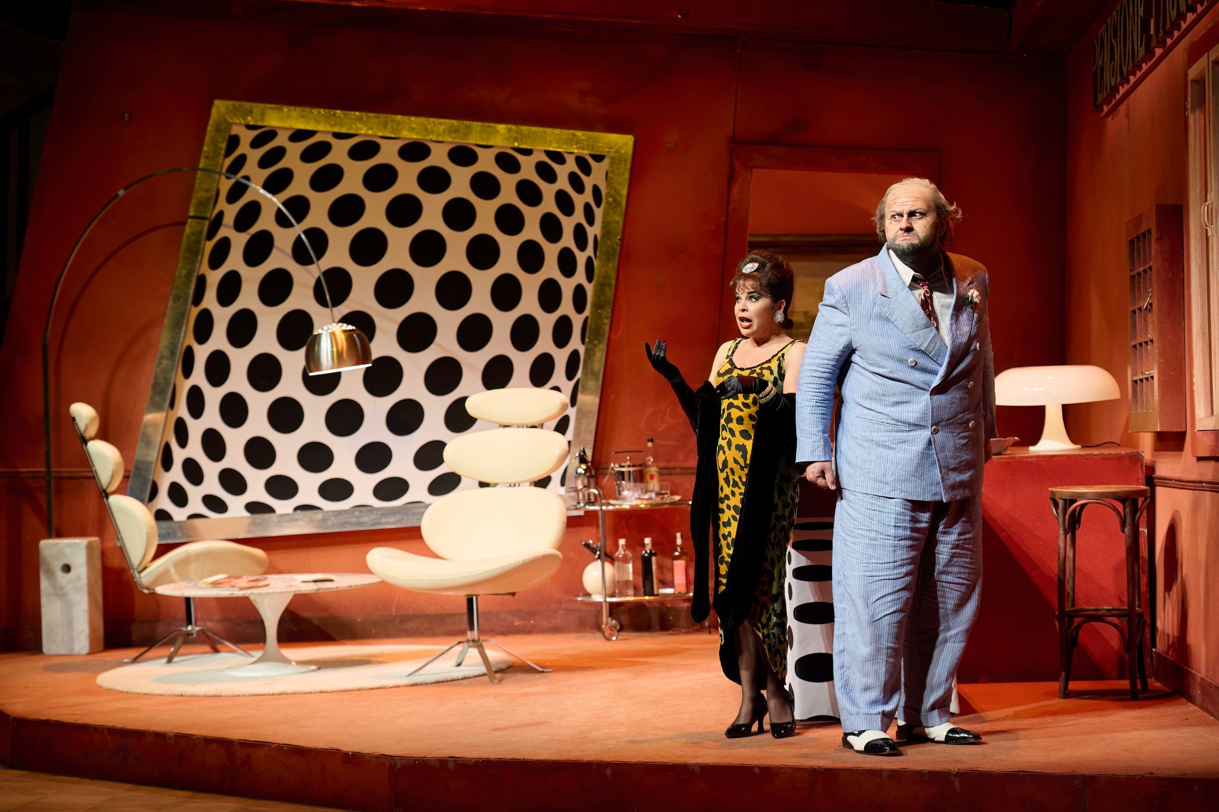 Simone Osborne (Norina) and Misha Kiria (Don Pasquale) © Michael Cooper