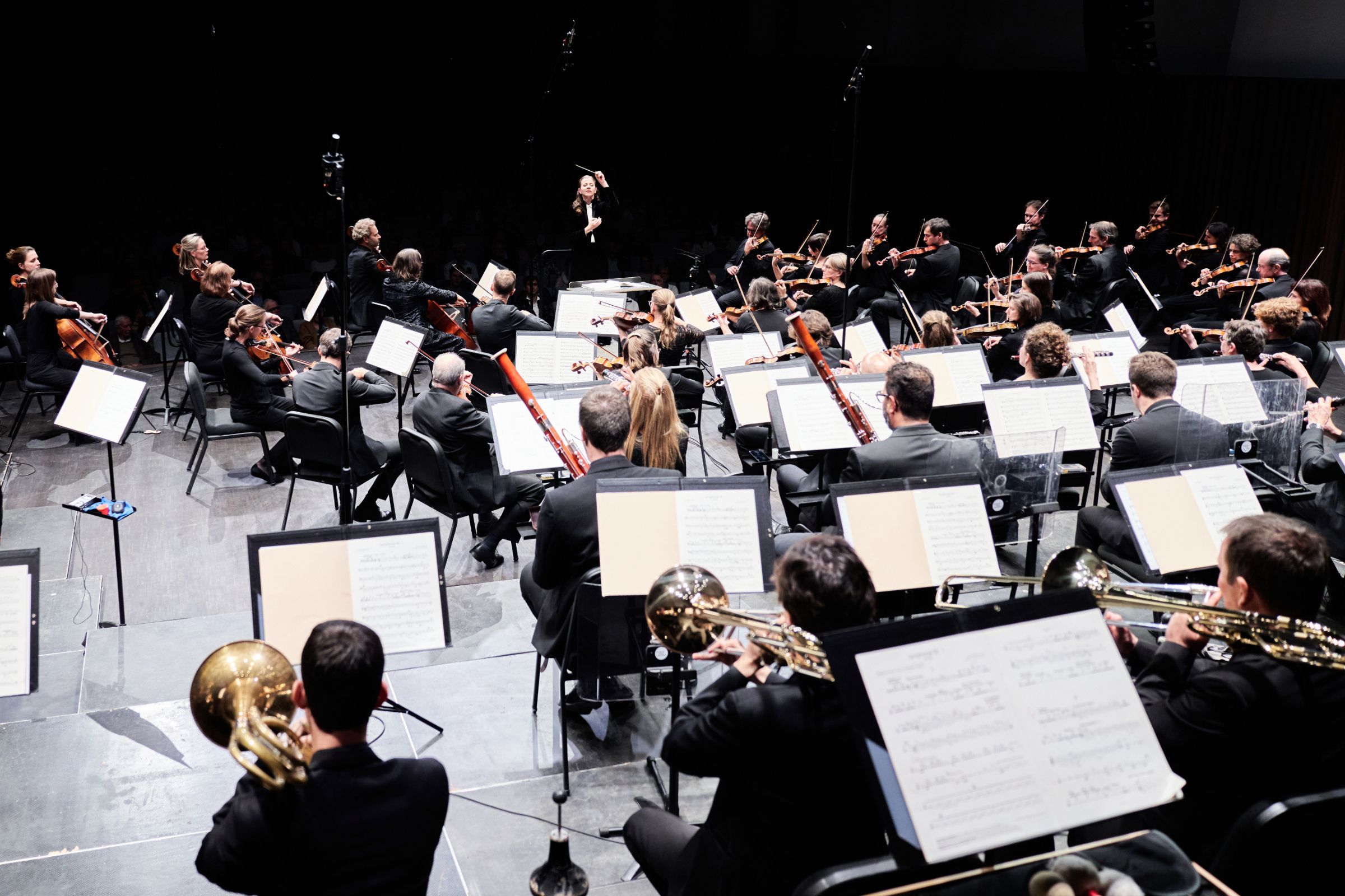 Poska conducts the Flanders Symphony © Kaupo Kikkas
