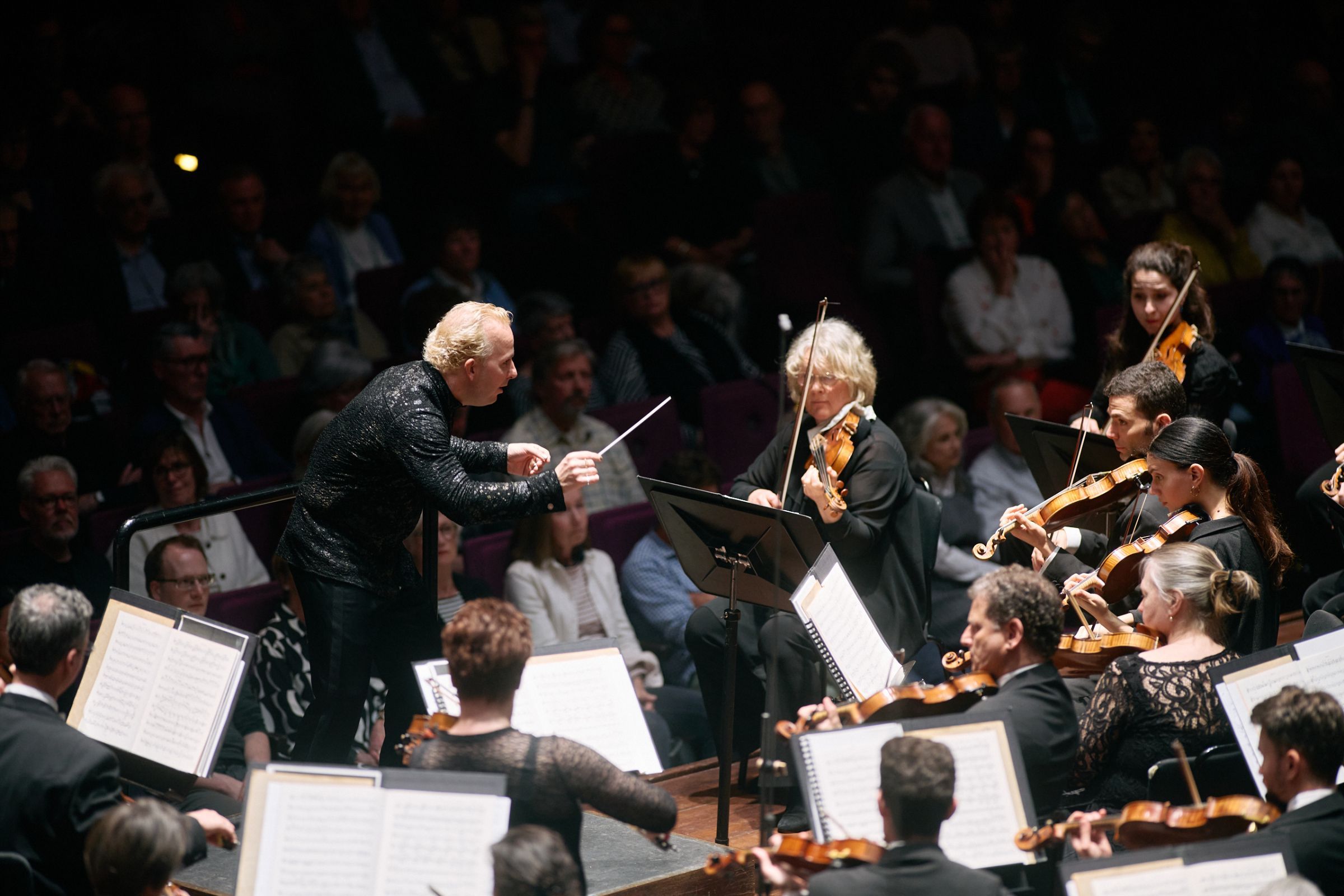 Yannick Nézet-Séguin conducts the Rotterdam Philharmonic &copy; Eduardus Lee