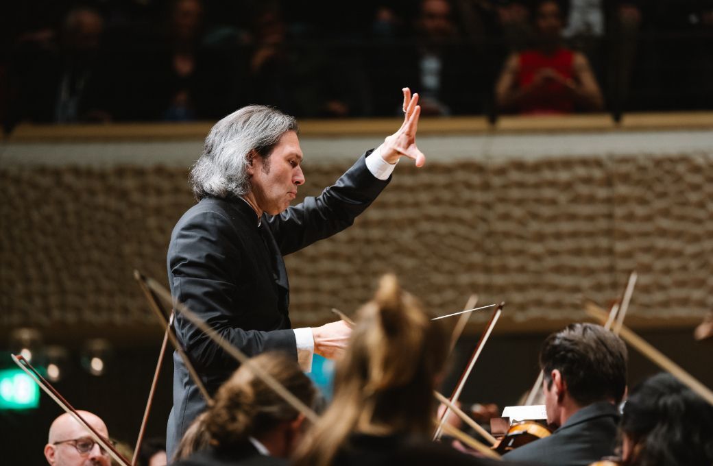 Vladimir Jurowski conducts the Berlin Radio Symphony Orchestra © Daniel Dittus