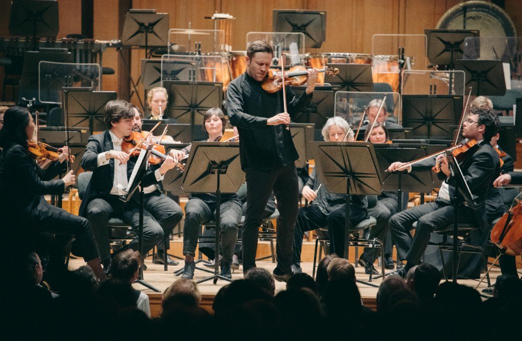 Roberto González-Monjas avec le BNO à Bozar © Marin Driguez / Belgian National Orchestra