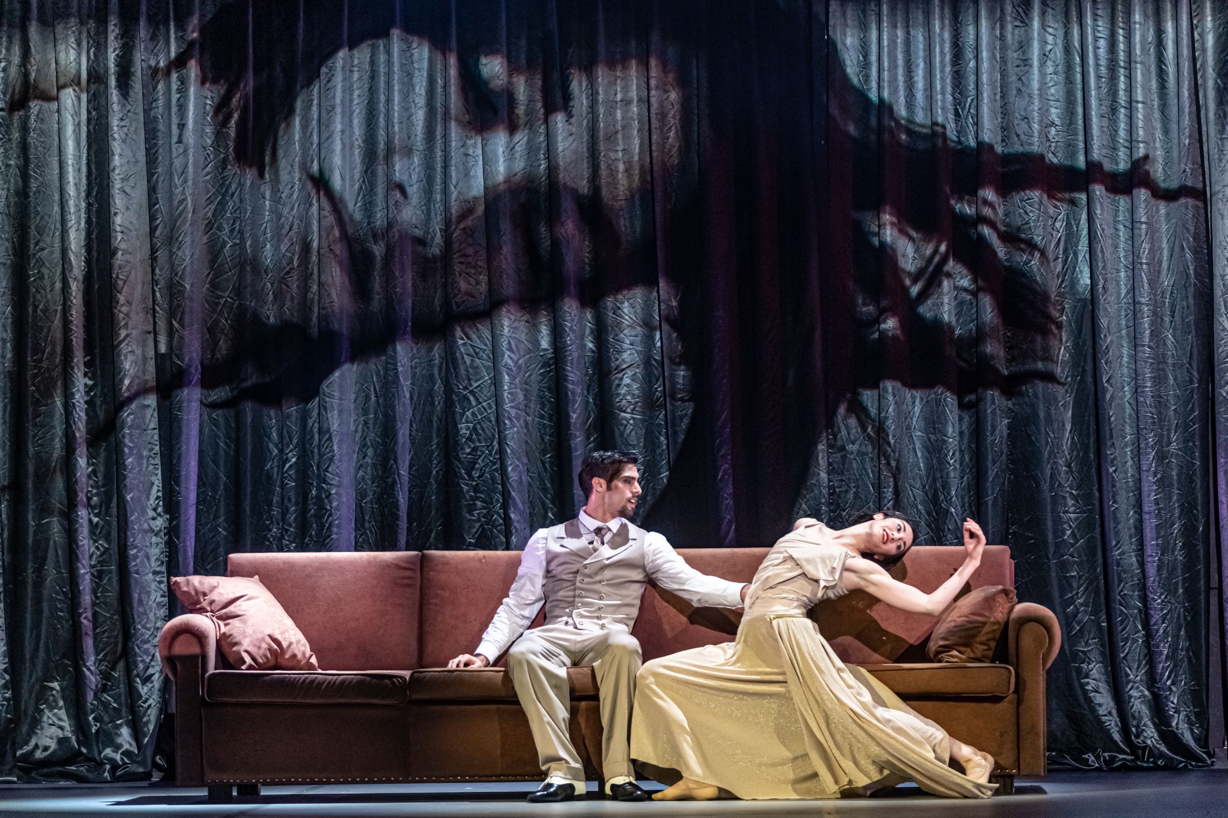 Adrian Sánchez as Arthur "Boy" Capel and Kristýna Kmentová as Coco Chanel in <i>Coco Chanel</i> &copy; Martin Divíšek