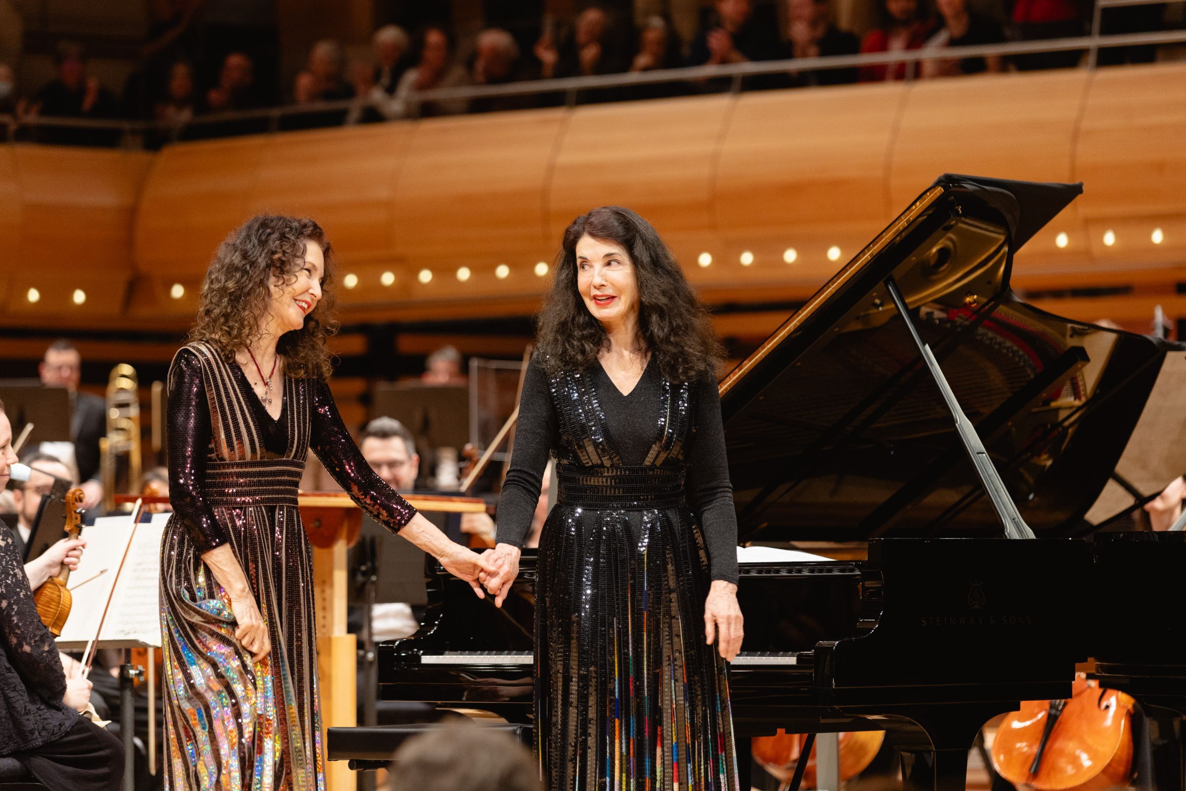 Katia and Marielle Labèque &copy; Gabriel Fournier