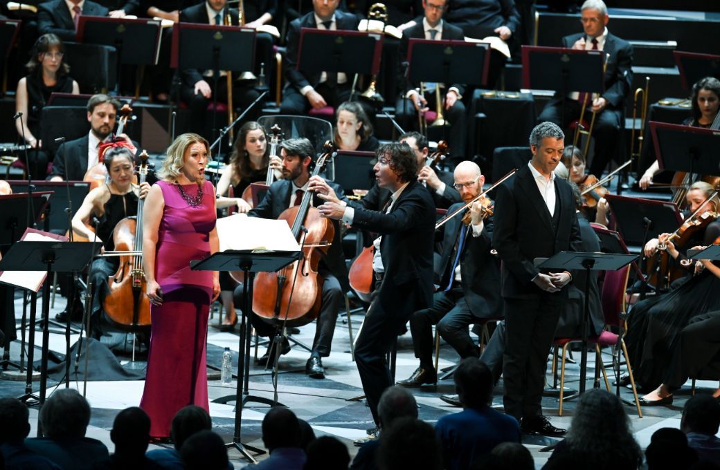 Maxim Emelyanychev with the SCO, Carolyn Sampson and Roderick Williams at BBC Proms 2023 © Chris Christodoulou