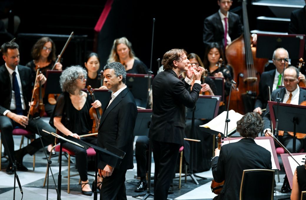 Emelyanychev and Roderick Williams perform <i>Elijah</i> &copy; Chris Christodoulou
