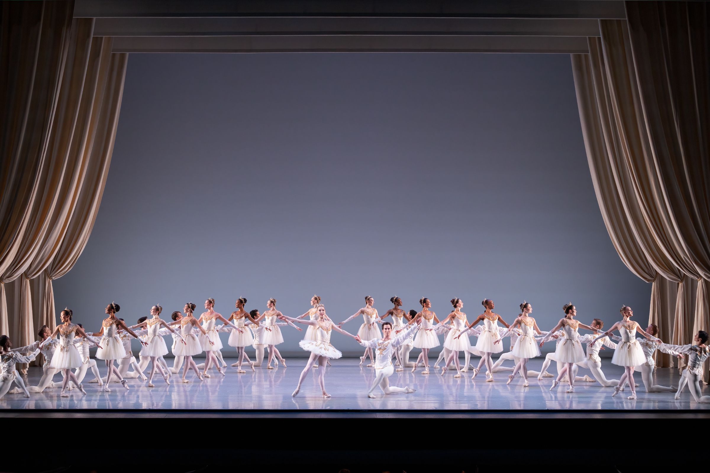Kansas City Ballet in George Balanchine's <i>Diamonds</i> &copy; KCBalletMedia