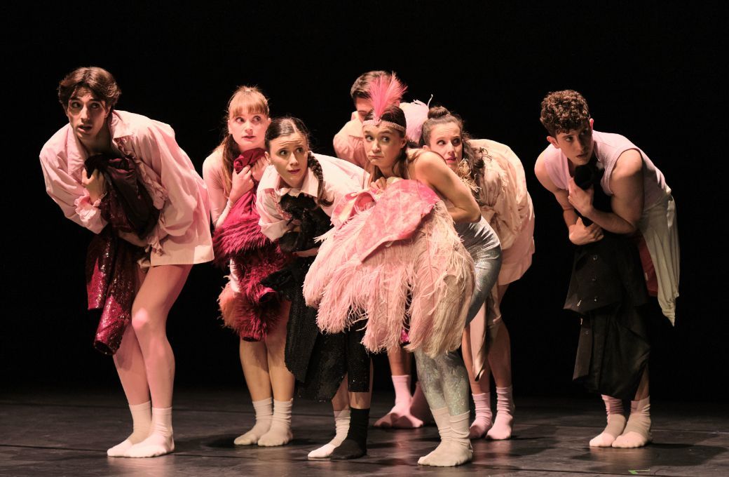 Staatsballett Berlin in <i>Phoenicopterus</i> © Admill Kuyler